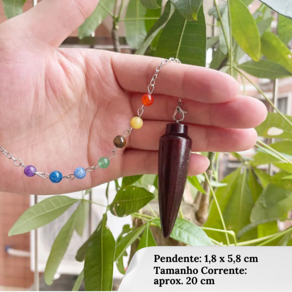 pendulo madeira com pedras dos 7 chakras